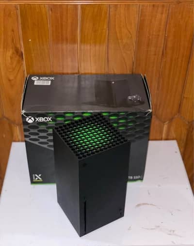 Xbox series x with box 1tb