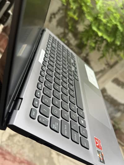Asus vivobook 15’’ rizen 5 | 3600u | 8gb 256 ssd | 1gb GPU tupe C