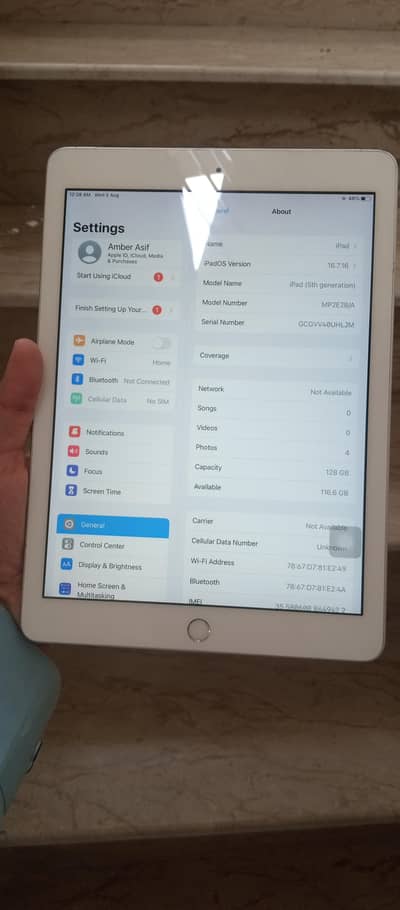 Apple IPad 5th Generation | 128GB | Sim time avalaible
