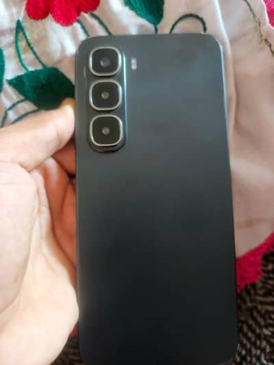 Infnix hot 60i [ Exchange possible with good Android]