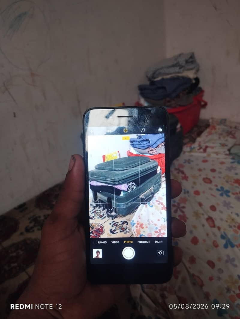 Apple iPhone 7 Plus 1