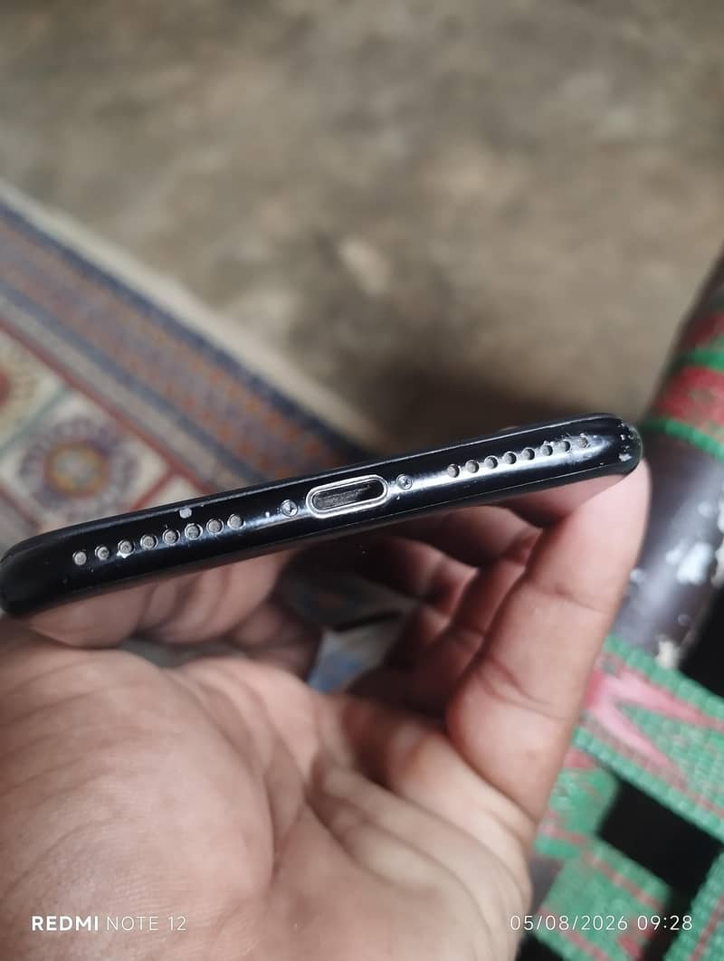 Apple iPhone 7 Plus 2