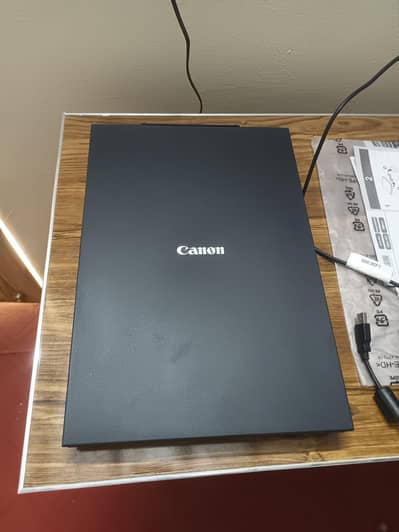 Scanner Canon LiDE 300 - Urgent Sale - 10/10 Used Like New