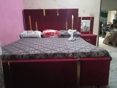 velvet bed set for sale in reasonsable price