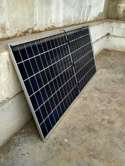615 Watt Longi solar panel (only glass broken) full functional