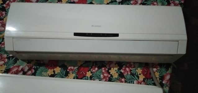 Greee Ac non inverter 2 pieces