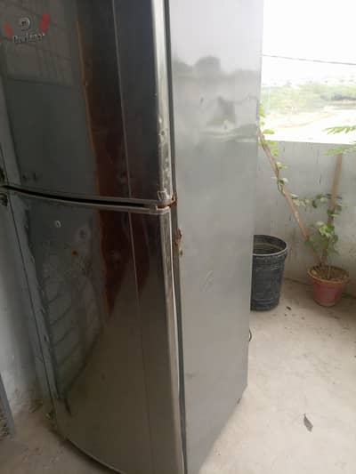 full size fridge gas leak hai