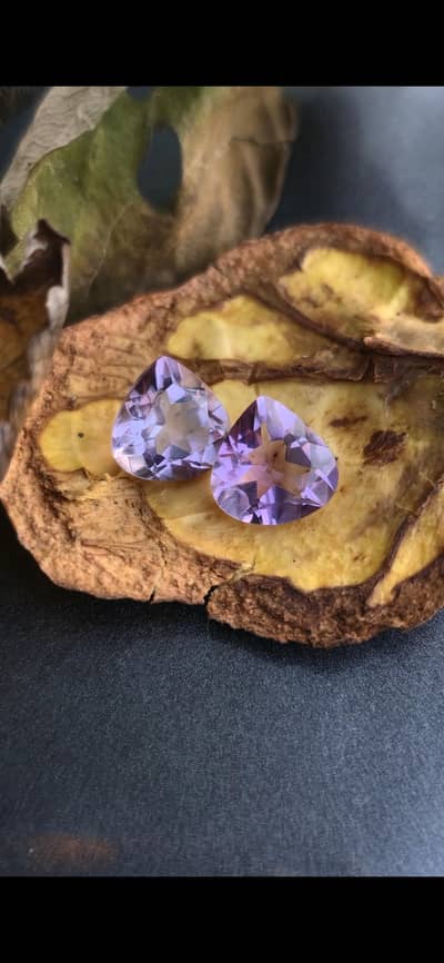 Amethyst pair cut 100% natural authentic gemstone top quality guarante