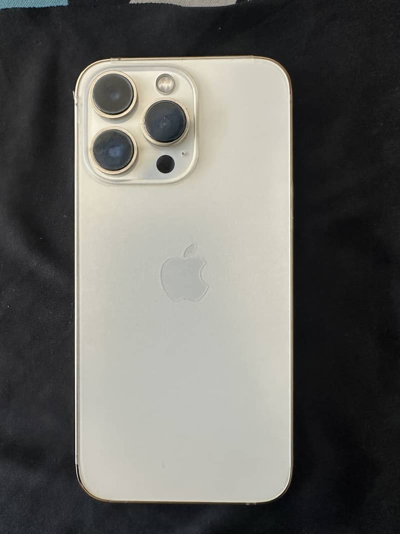 Apple iPhone 13 Pro 2