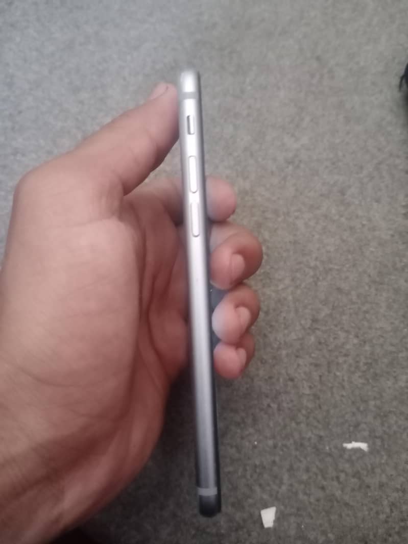 Apple iPhone 6S 0