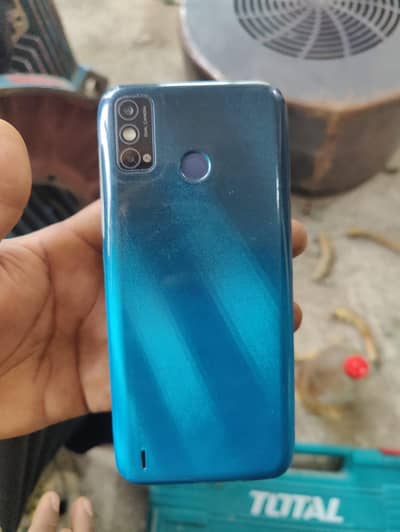 Tecno Spark 6 Go