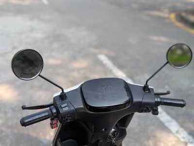 I am selling this Scooty