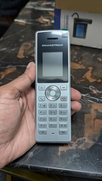 Cordless WiFi Phones for Office – Grandstream WP810 / WP820