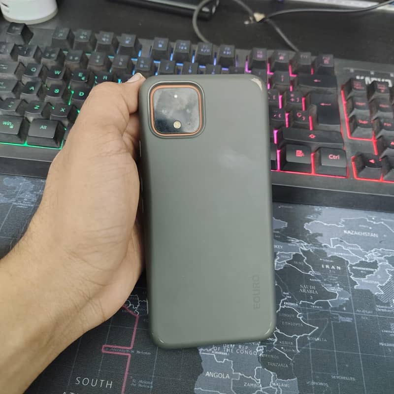 Google Pixel 4 3