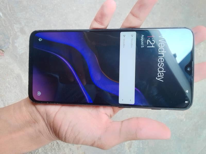 One Plus 6T 1