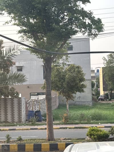 3.38 Marla Plot Available for Sale in Canal Garden