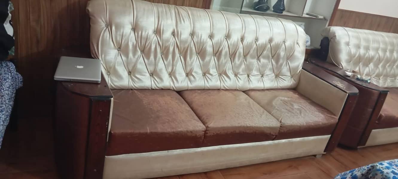 Sofa Set 0