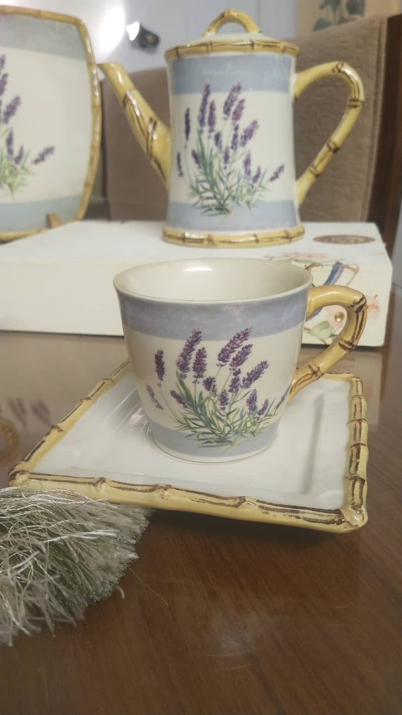 Tea set 4
