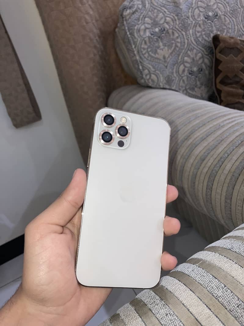 Apple iPhone 12 Pro 0