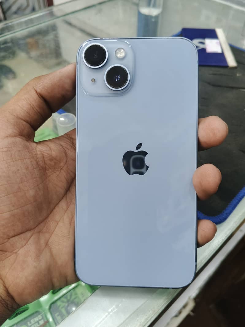 Apple iPhone 14 3