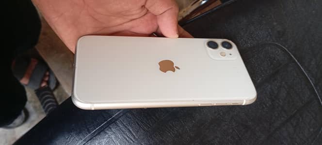 iPhone 11 lush condition