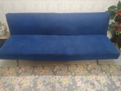 Urgent sale Serious buyer contact Karen