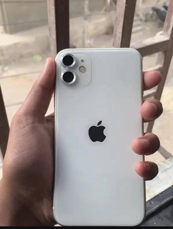 Apple iPhone 11 0