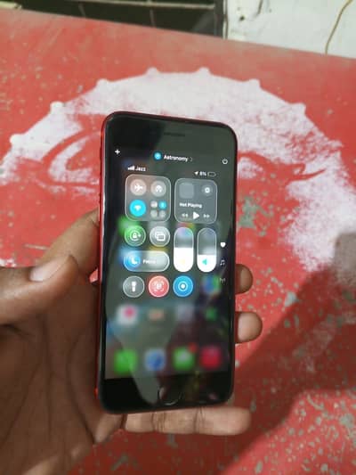 Apple iPhone SE