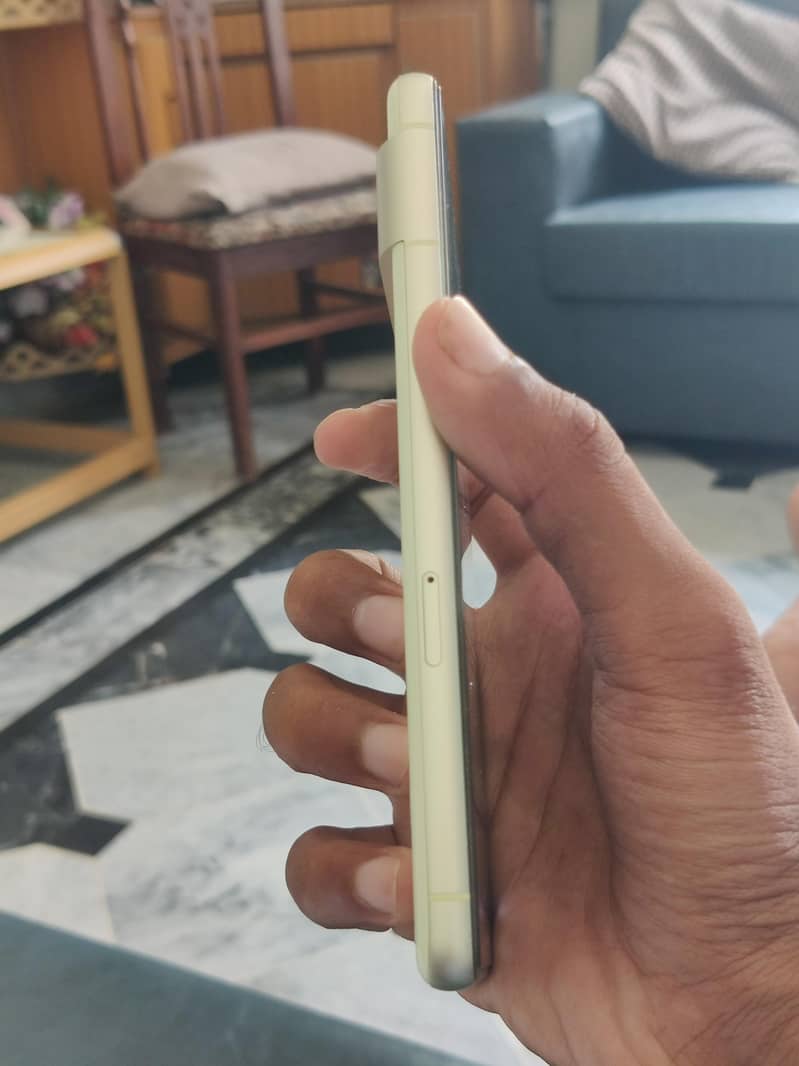 Google Pixel 7 3