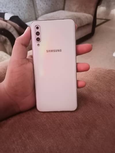 Samsung Mobile A50