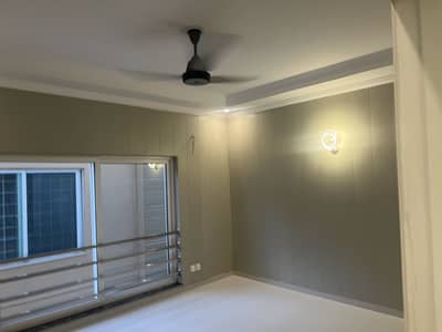 Super Luxurious Villa For Sale. Top Location Dem 13 50 Crore
