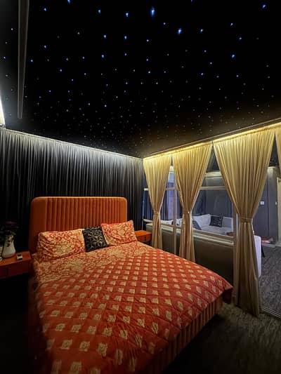 1 Bedroom VIP Full furnish flat per day available in Bahria town Lahore 0300 4561276