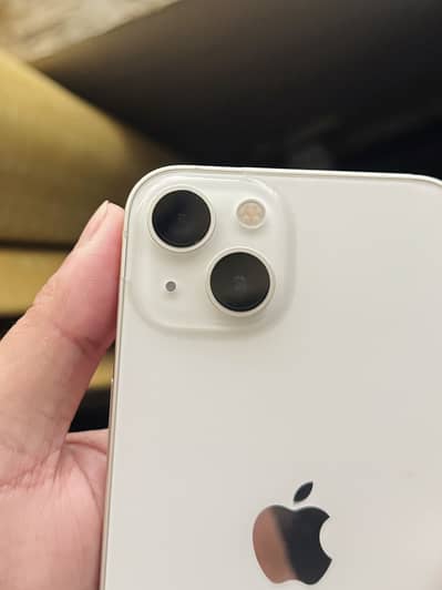 Apple iPhone 13
