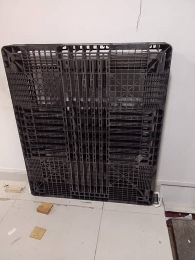 Pellet Available 3 pcs