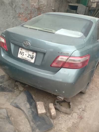 Sunroof fully loaded green colour