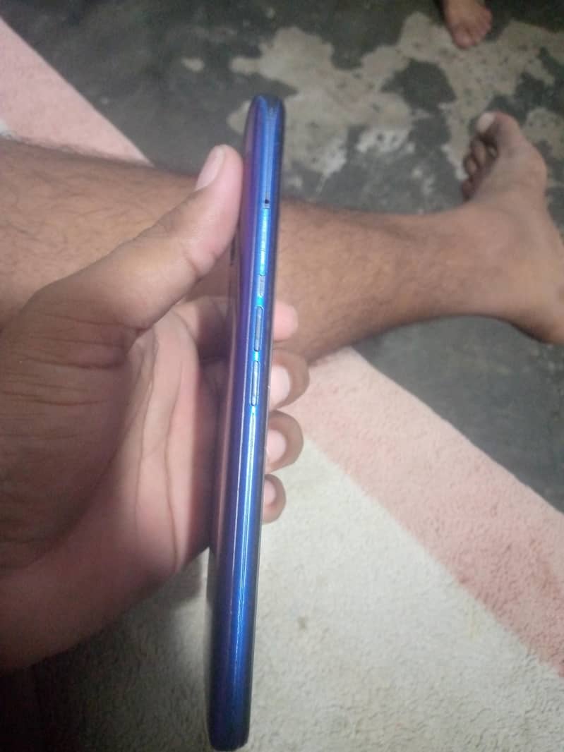 OPPO A9 7