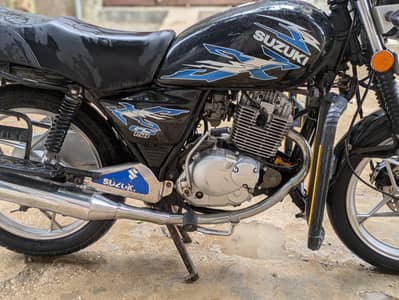 Suzuki GS 150 SE