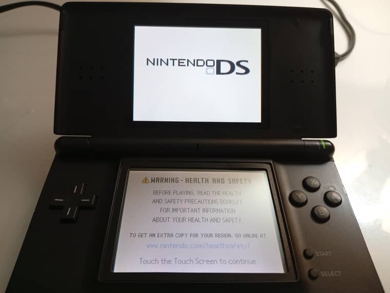 Nintendo ds lite (READ CAPTION) 0