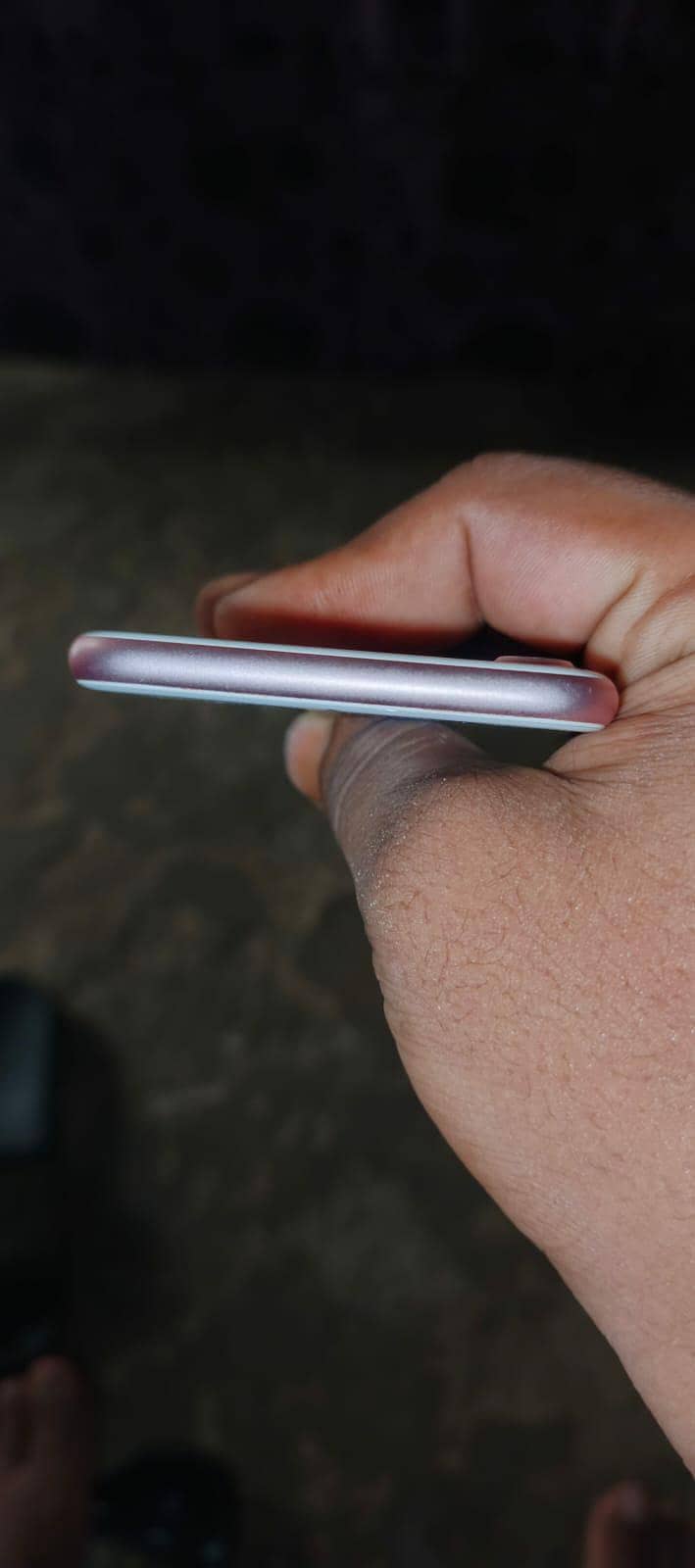 Apple iPhone 7 3