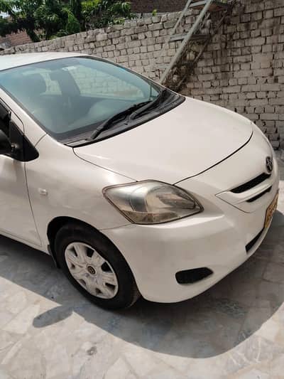 Toyota Belta 2006