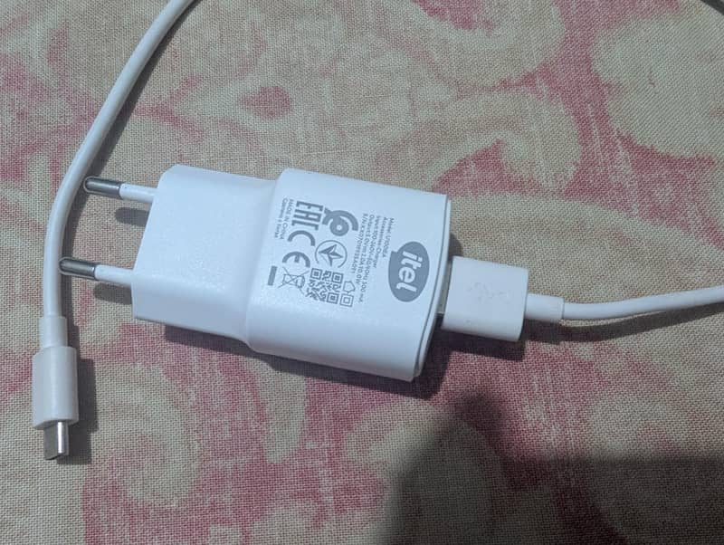 ITEL A100C 4