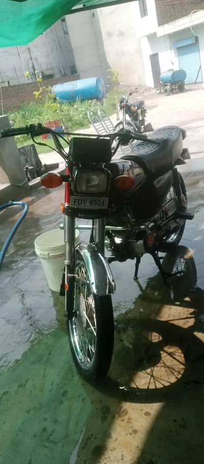bilkul A1 bike hai koi kam ni hone Wala