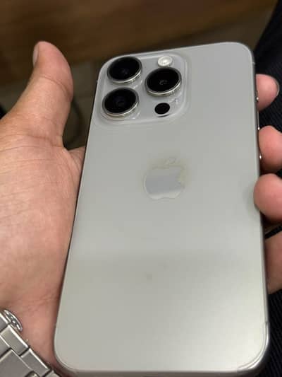 Apple iPhone 15 Pro