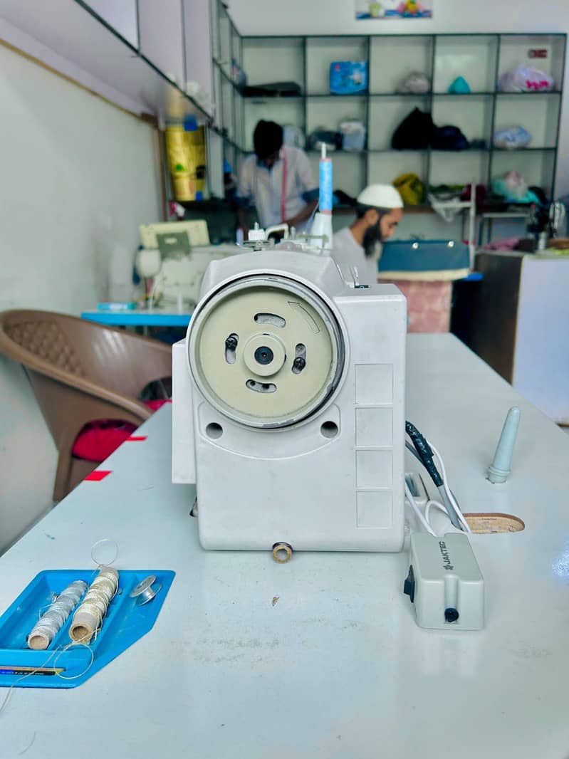 sewing machine 0