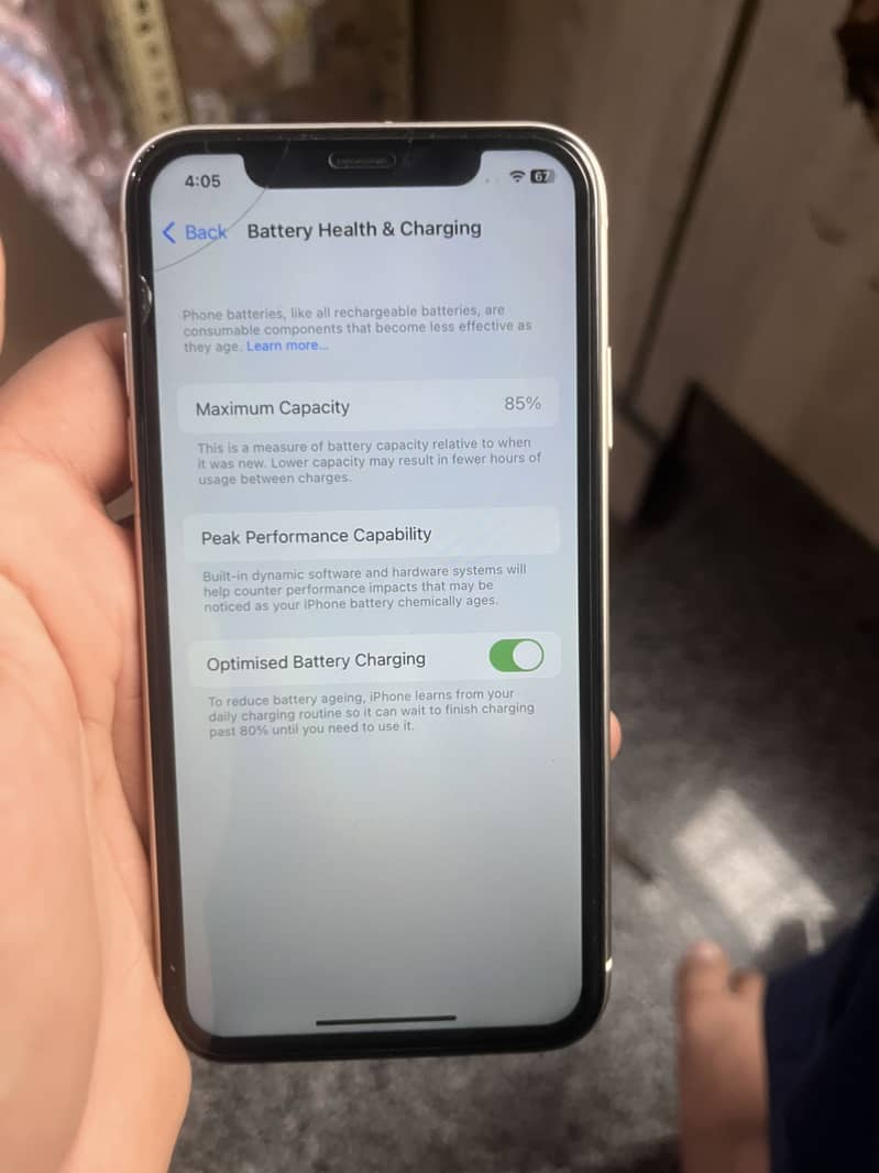 Apple iPhone 11 7
