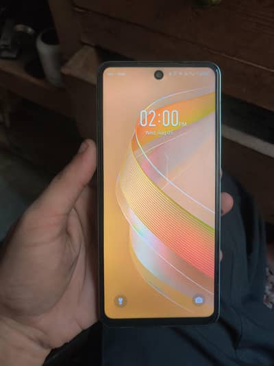 infinix Smart 8 4/64GB. 2+2GB Ram With Box only