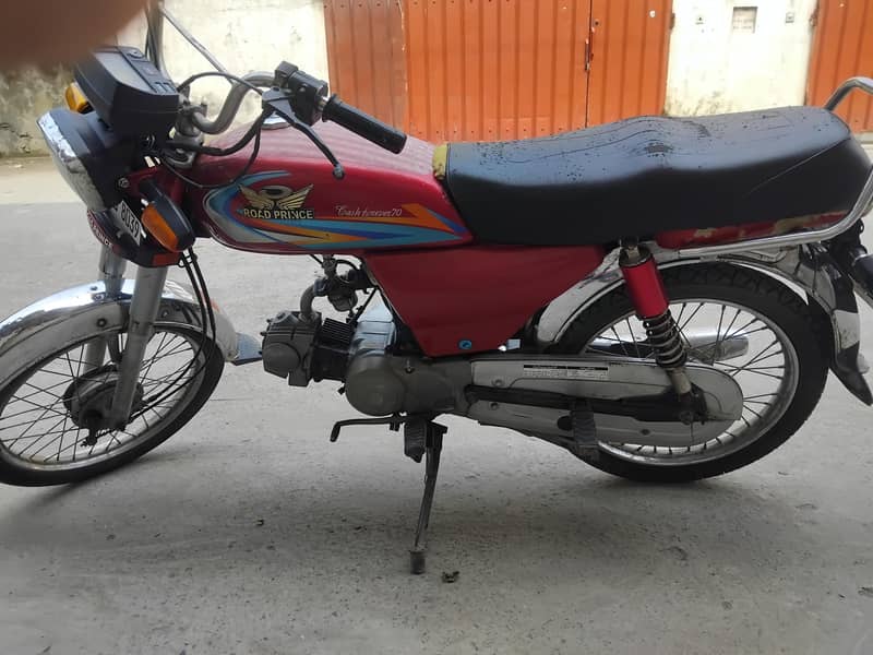 موٹرسائیکل برائے فروخت – بہترین کنڈیشن، فوری سیل 2