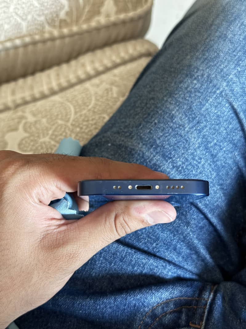Apple iPhone 12 mini 5