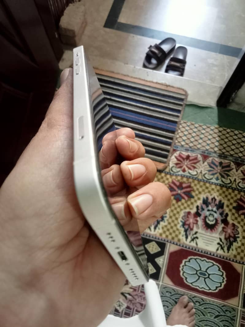 Apple iPhone 12 2