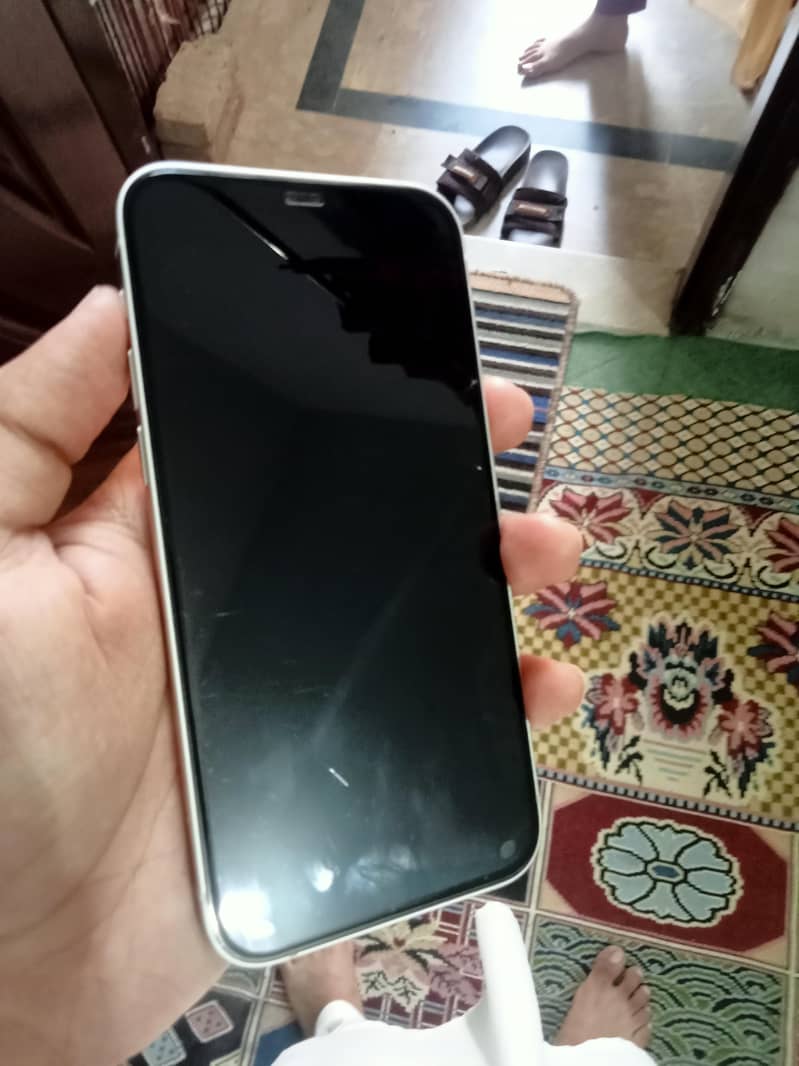 Apple iPhone 12 3